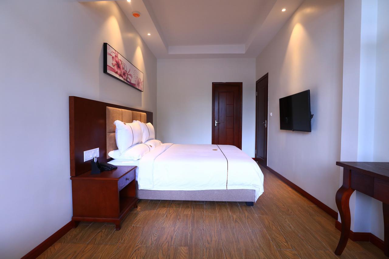 Tf Seaside Hotel Garapan Bagian luar foto