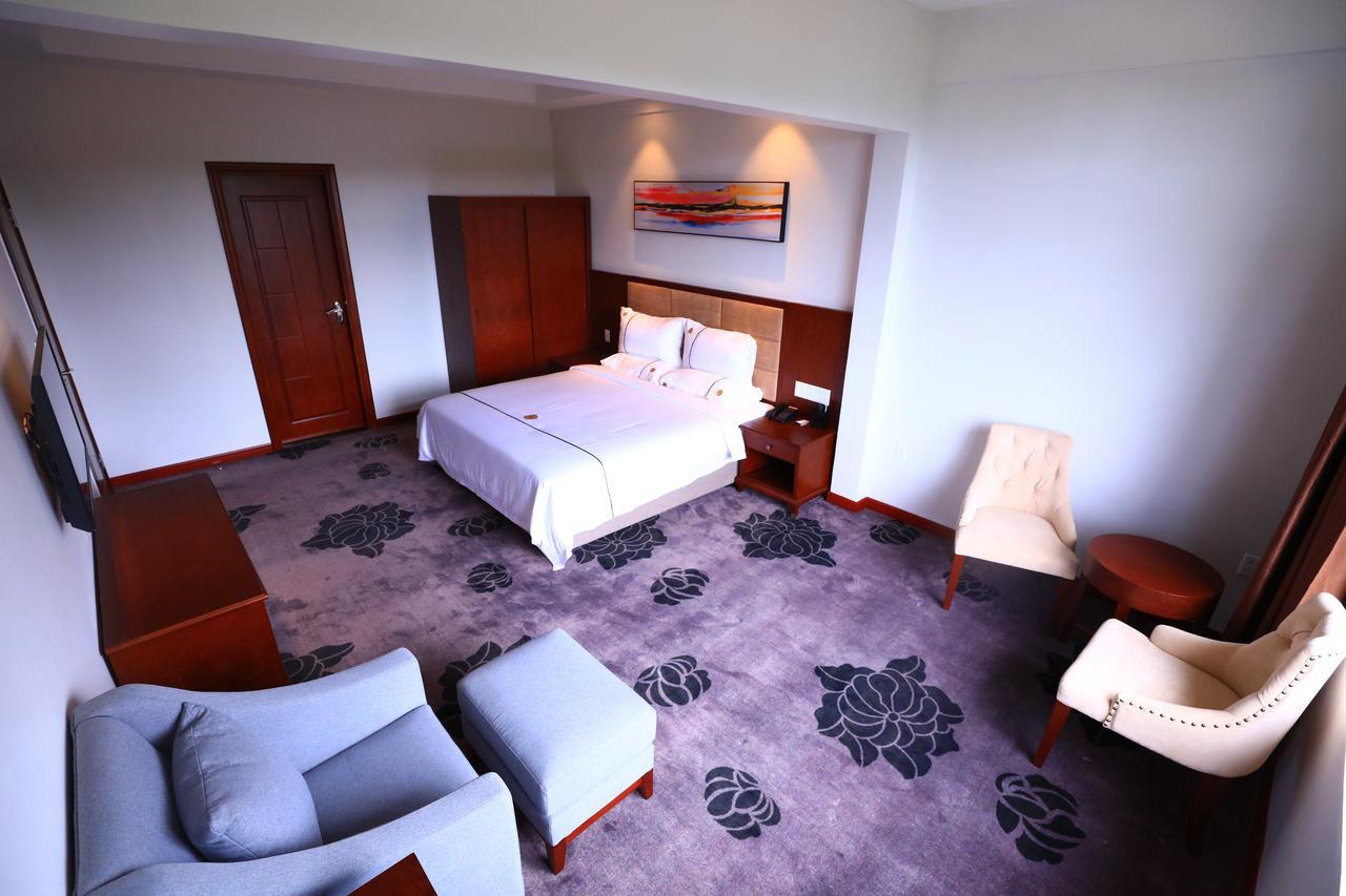 Tf Seaside Hotel Garapan Bagian luar foto